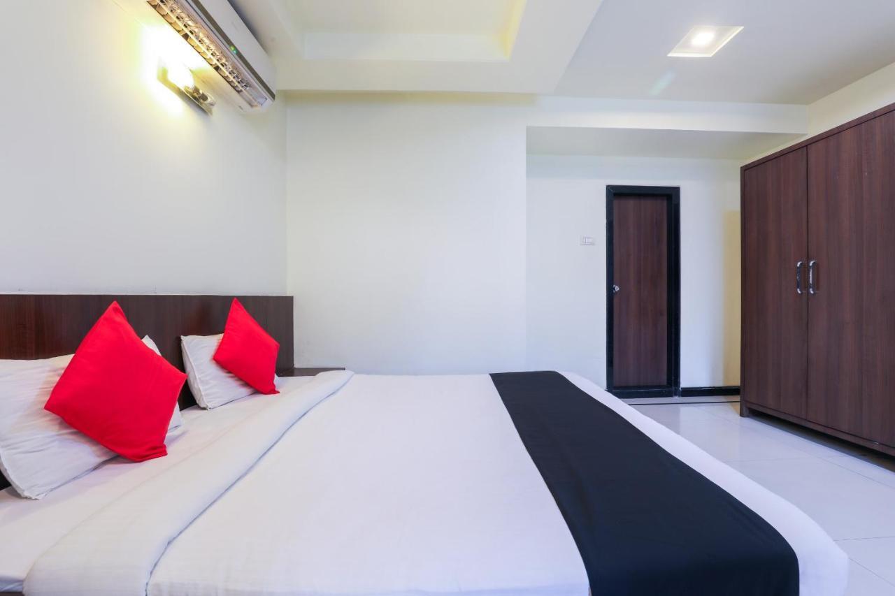 Oyo 63283 Shakti Palace Hotell Boma Eksteriør bilde