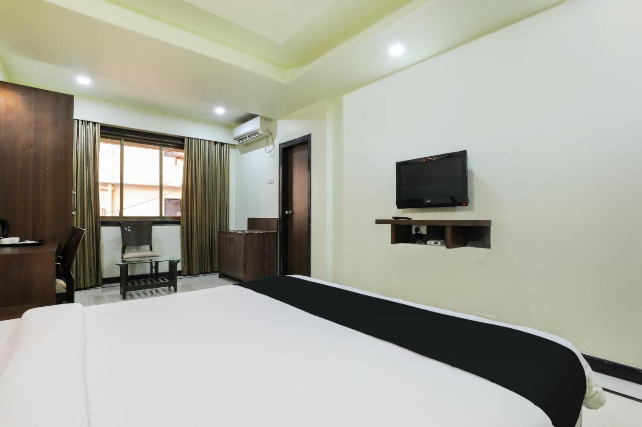 Oyo 63283 Shakti Palace Hotell Boma Eksteriør bilde