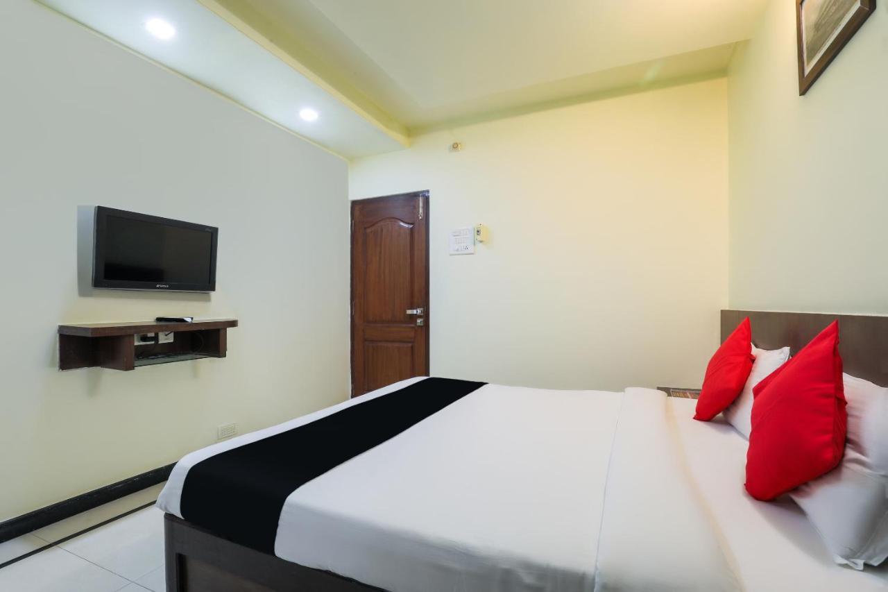 Oyo 63283 Shakti Palace Hotell Boma Eksteriør bilde